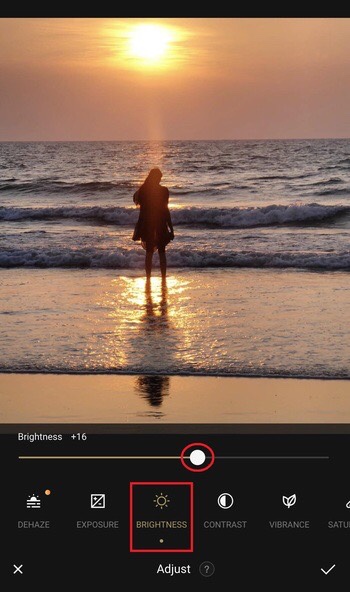 brightness tool in fotor ios